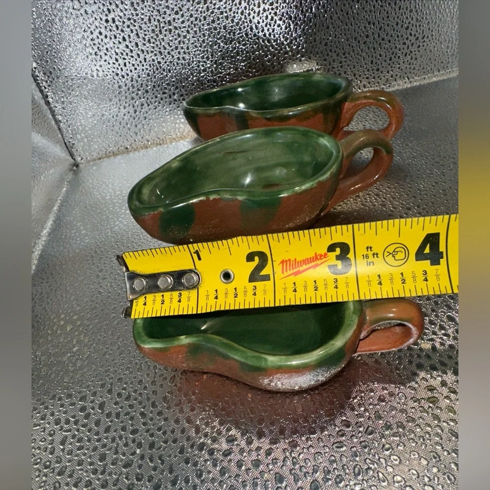 Williams Sonoma Green and Brown Ceramic chili peppers Dish Trio